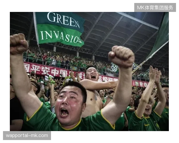 赛事运营重心已由单纯门票售卖演变为跨区域交通与观赛服务的一体化整合